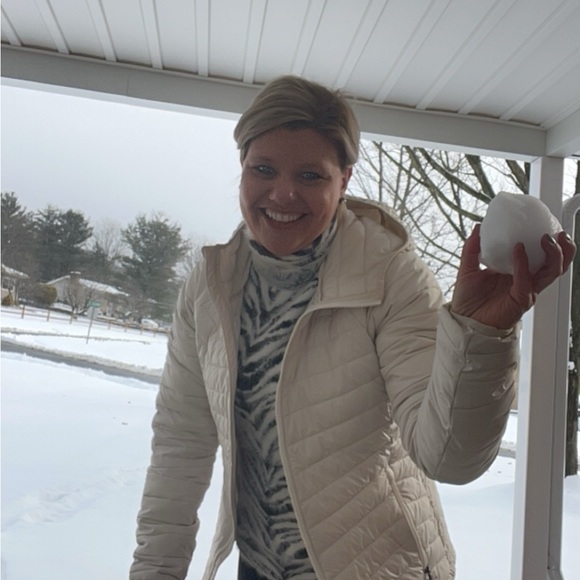 Meet your Posher, Tera - Picture 6 of 6